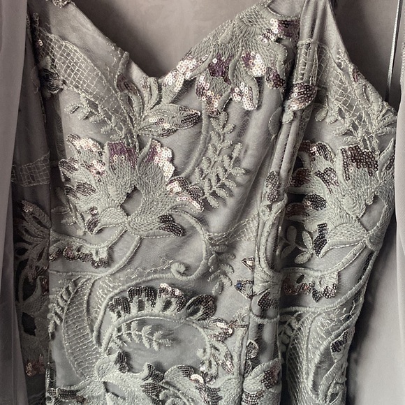 Alex Evenings gray dress - Picture 3 of 9